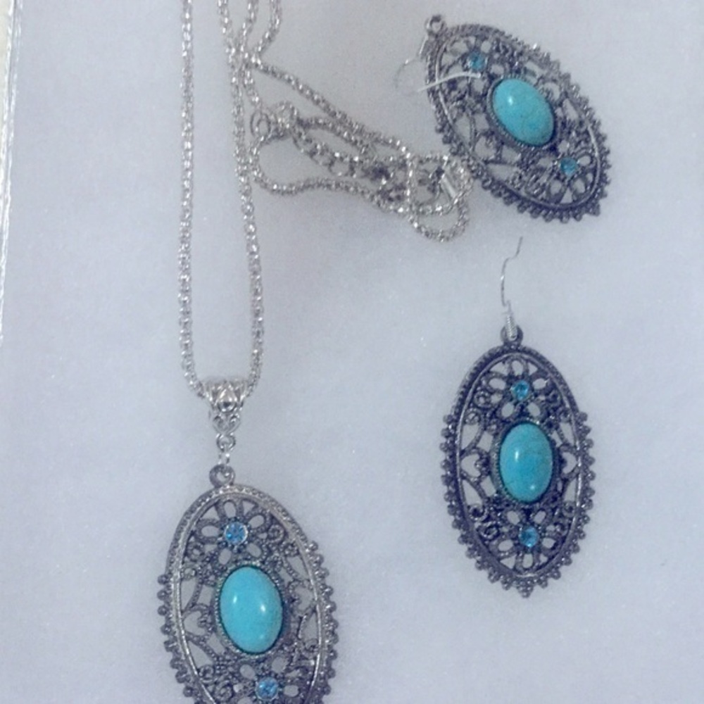 Necklace and Earrings NWOT